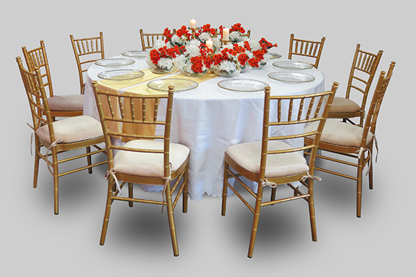 setting-up-a-banquet-hall-with-banquet furntirue